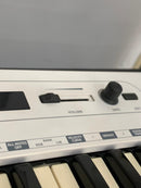 Controlador MIDI Samson Carbon 49T - Produto de Showroom