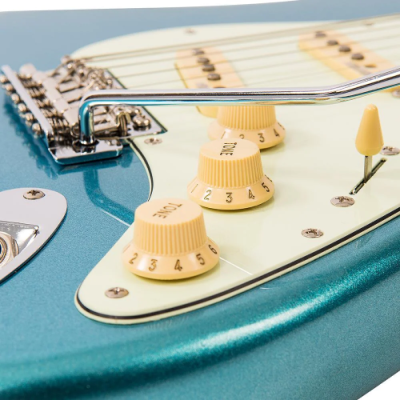 Guitarra Vintage Reissued Strato SSS V6 CAB